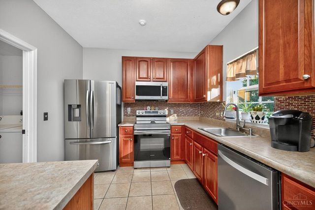 9 Woodsong Court, Pierce Twp, OH 45102