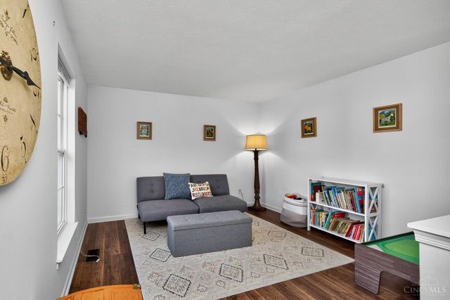 9 Woodsong Court, Pierce Twp, OH 45102