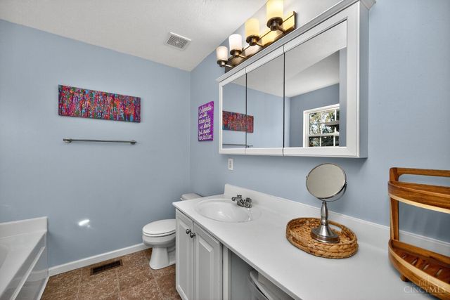 9 Woodsong Court, Pierce Twp, OH 45102