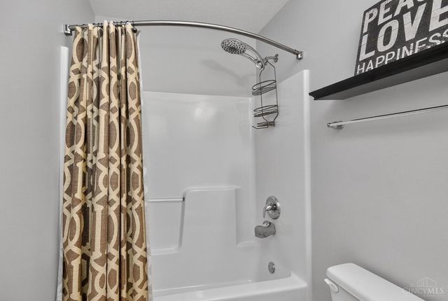 9 Woodsong Court, Pierce Twp, OH 45102