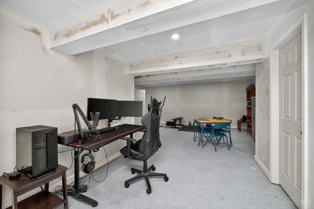 9 Woodsong Court, Pierce Twp, OH 45102