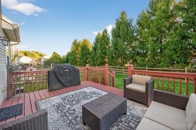 9 Woodsong Court, Pierce Twp, OH 45102