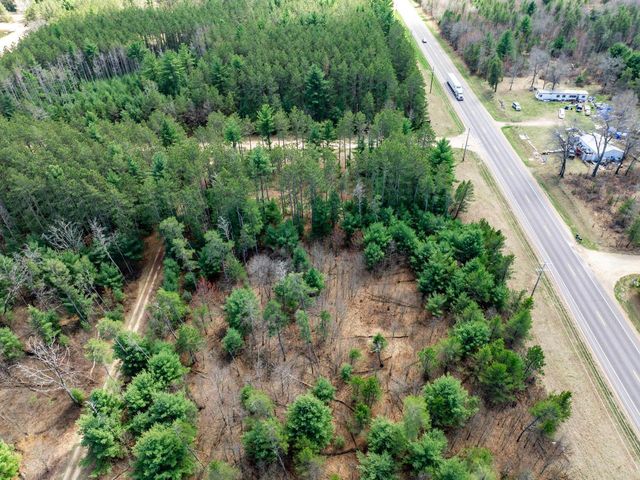 W6090 N Lake Drive, New Lisbon, WI 53950