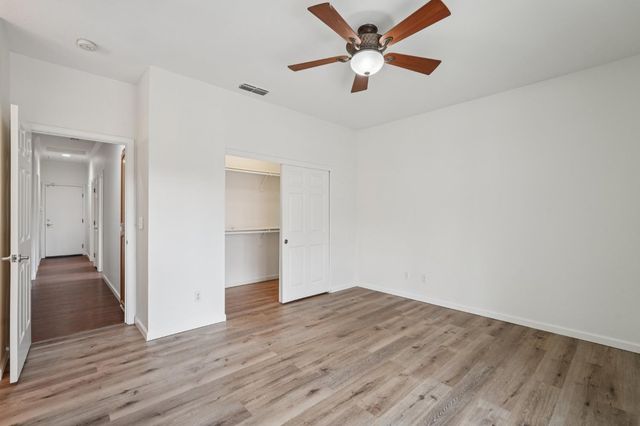 7775 Dersingham Dr, Sacramento, CA 95829