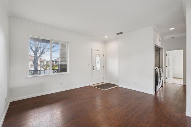 7775 Dersingham Dr, Sacramento, CA 95829