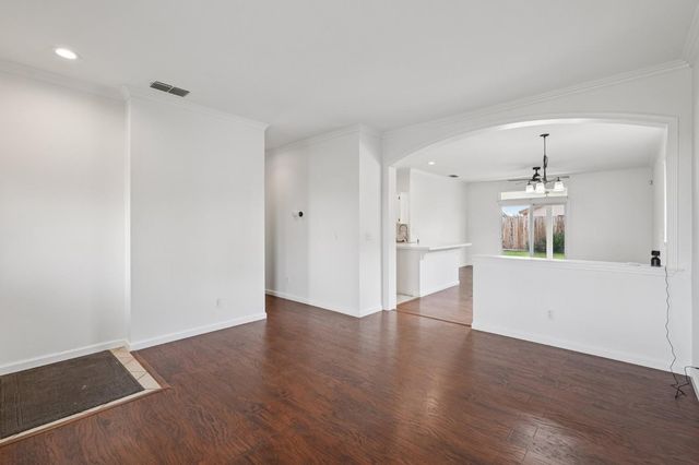 7775 Dersingham Dr, Sacramento, CA 95829