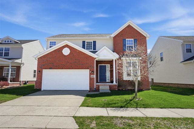 59625 Twin Pines Drive, Lyon Charter Township, MI 48165