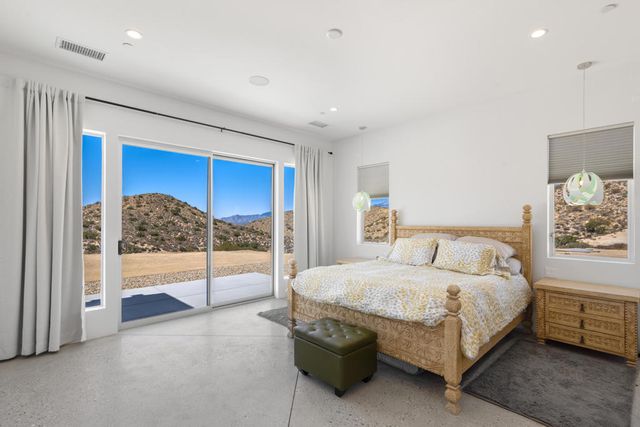 7852 Pinon Drive, Yucca Valley, CA 92284