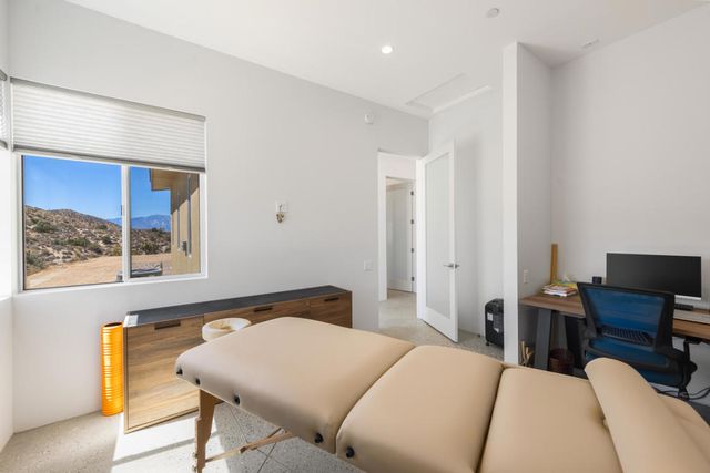 7852 Pinon Drive, Yucca Valley, CA 92284