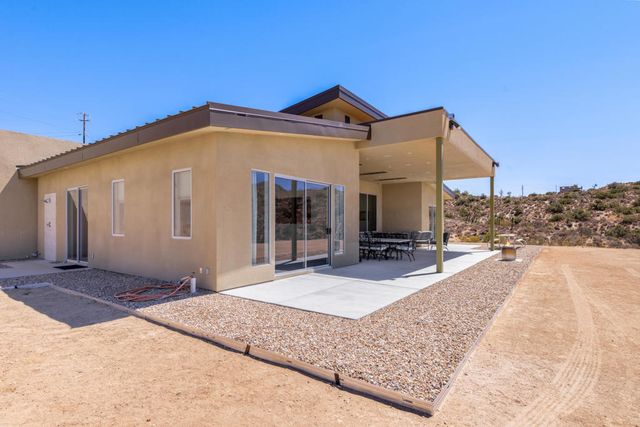 7852 Pinon Drive, Yucca Valley, CA 92284