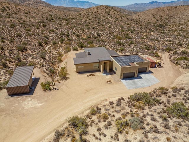 7852 Pinon Drive, Yucca Valley, CA 92284