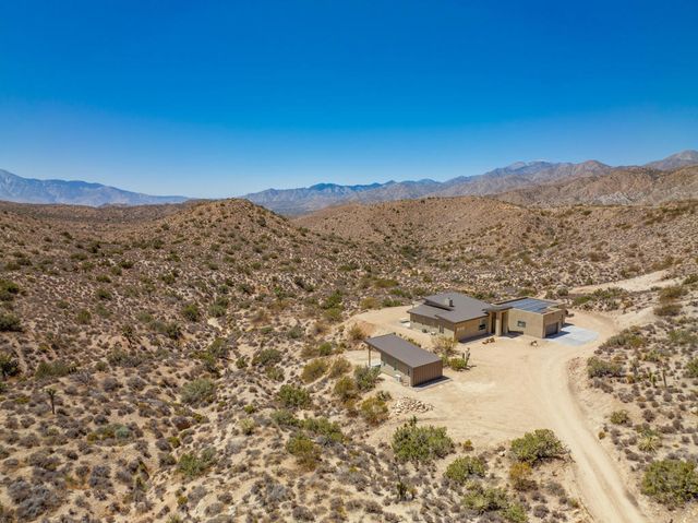 7852 Pinon Drive, Yucca Valley, CA 92284