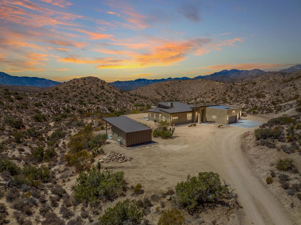 7852 Pinon Drive, Yucca Valley, CA 92284