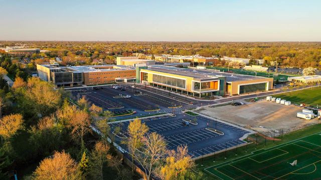 567 yosemite Way, Mundelein, IL 60060