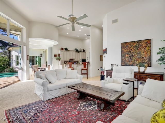 2984 Saint Barnabas CT, Naples, FL 34105