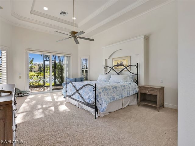 2984 Saint Barnabas CT, Naples, FL 34105