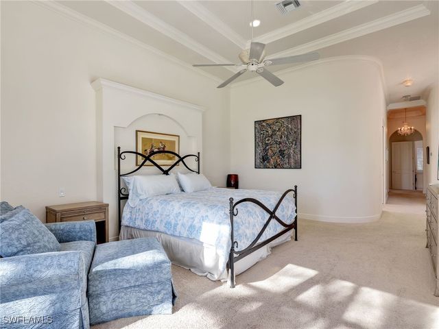 2984 Saint Barnabas CT, Naples, FL 34105