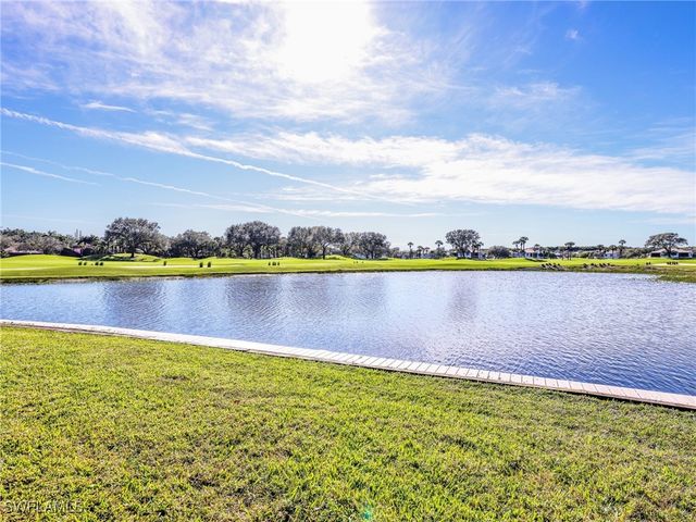 2984 Saint Barnabas CT, Naples, FL 34105