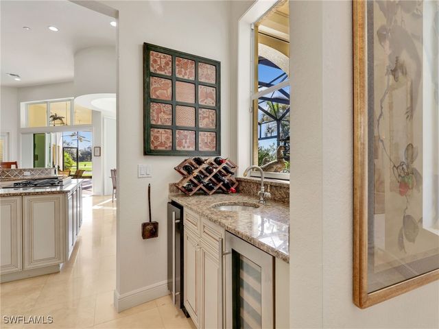 2984 Saint Barnabas CT, Naples, FL 34105