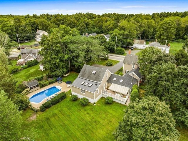 28 Spring Street, Hanson, MA 02341