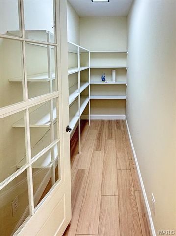 1716 Pottery Road, Washington, MO 63090