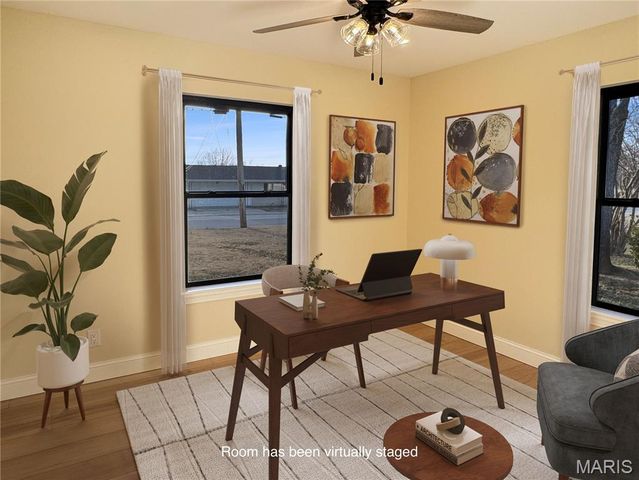 1716 Pottery Road, Washington, MO 63090