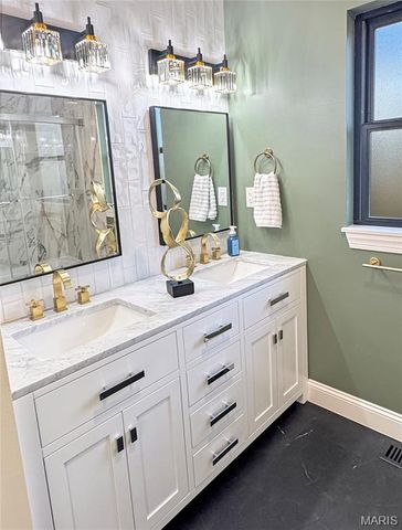 1716 Pottery Road, Washington, MO 63090