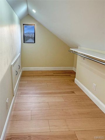 1716 Pottery Road, Washington, MO 63090