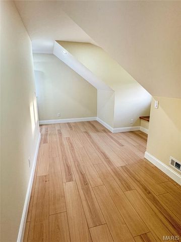 1716 Pottery Road, Washington, MO 63090