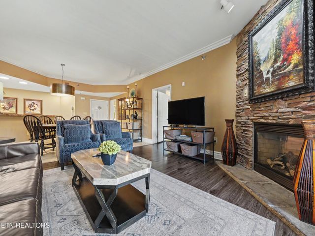 215 Woliss Lane # 303, Gatlinburg, TN 37738