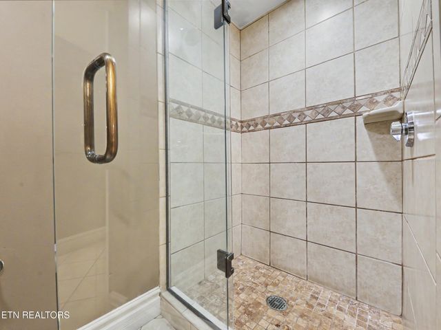 215 Woliss Lane # 303, Gatlinburg, TN 37738