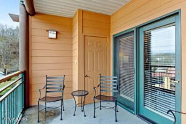 215 Woliss Lane # 303, Gatlinburg, TN 37738