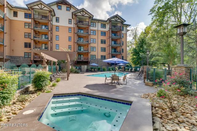 215 Woliss Lane # 303, Gatlinburg, TN 37738