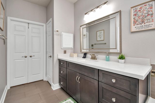 7 New Dawn Place, Conroe, TX 77385