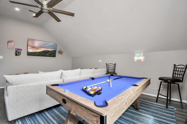 7 New Dawn Place, Conroe, TX 77385