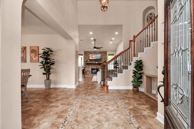 7 New Dawn Place, Conroe, TX 77385