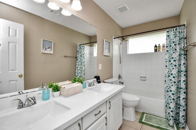 7 New Dawn Place, Conroe, TX 77385