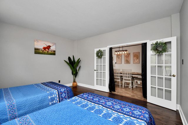 7 New Dawn Place, Conroe, TX 77385
