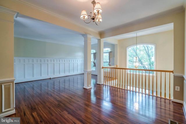 47392 VICTORIA FALLS SQ, Sterling, VA 20165