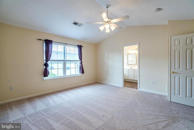 47392 VICTORIA FALLS SQ, Sterling, VA 20165