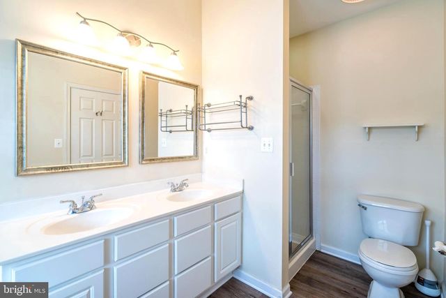 47392 VICTORIA FALLS SQ, Sterling, VA 20165