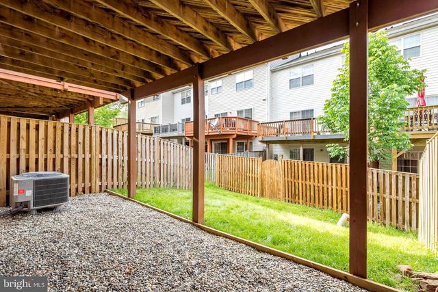 47392 VICTORIA FALLS SQ, Sterling, VA 20165