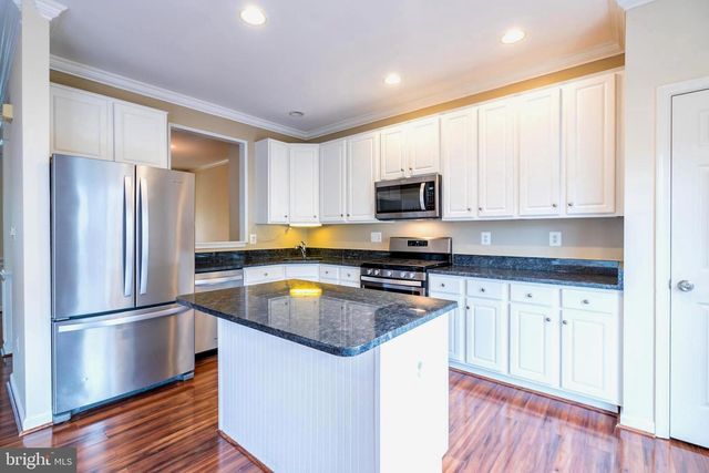 47392 VICTORIA FALLS SQ, Sterling, VA 20165