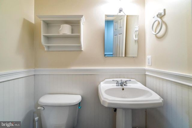 47392 VICTORIA FALLS SQ, Sterling, VA 20165