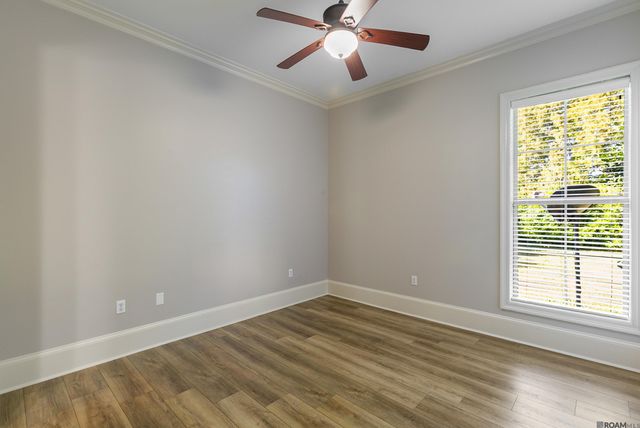 13712 Landmark Dr, Baton Rouge, LA 70810