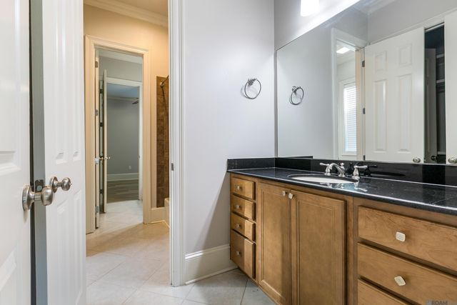 13712 Landmark Dr, Baton Rouge, LA 70810