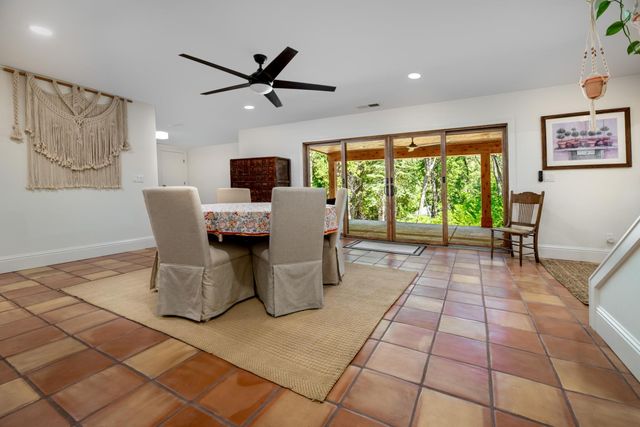 13100 Banner Lava Cap Rd, Nevada City, CA 95959