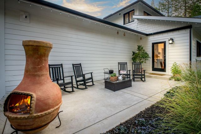 13100 Banner Lava Cap Rd, Nevada City, CA 95959