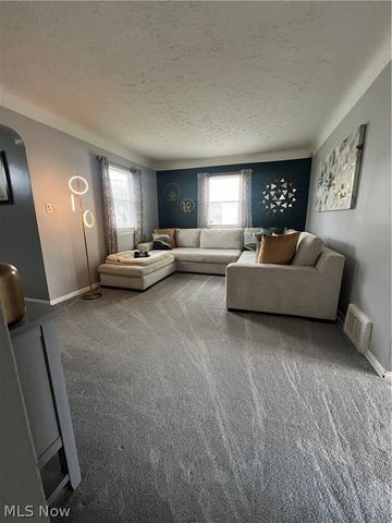 5408 Oakwood Avenue, Maple Heights, OH 44137