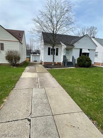 5408 Oakwood Avenue, Maple Heights, OH 44137